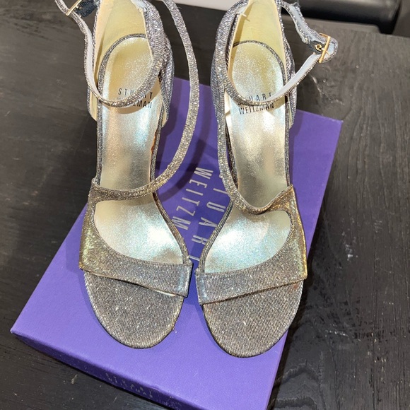 Stuart Weitzman’s ‘Vixen’ Cross Strap Sandals size 7 - Picture 2 of 6